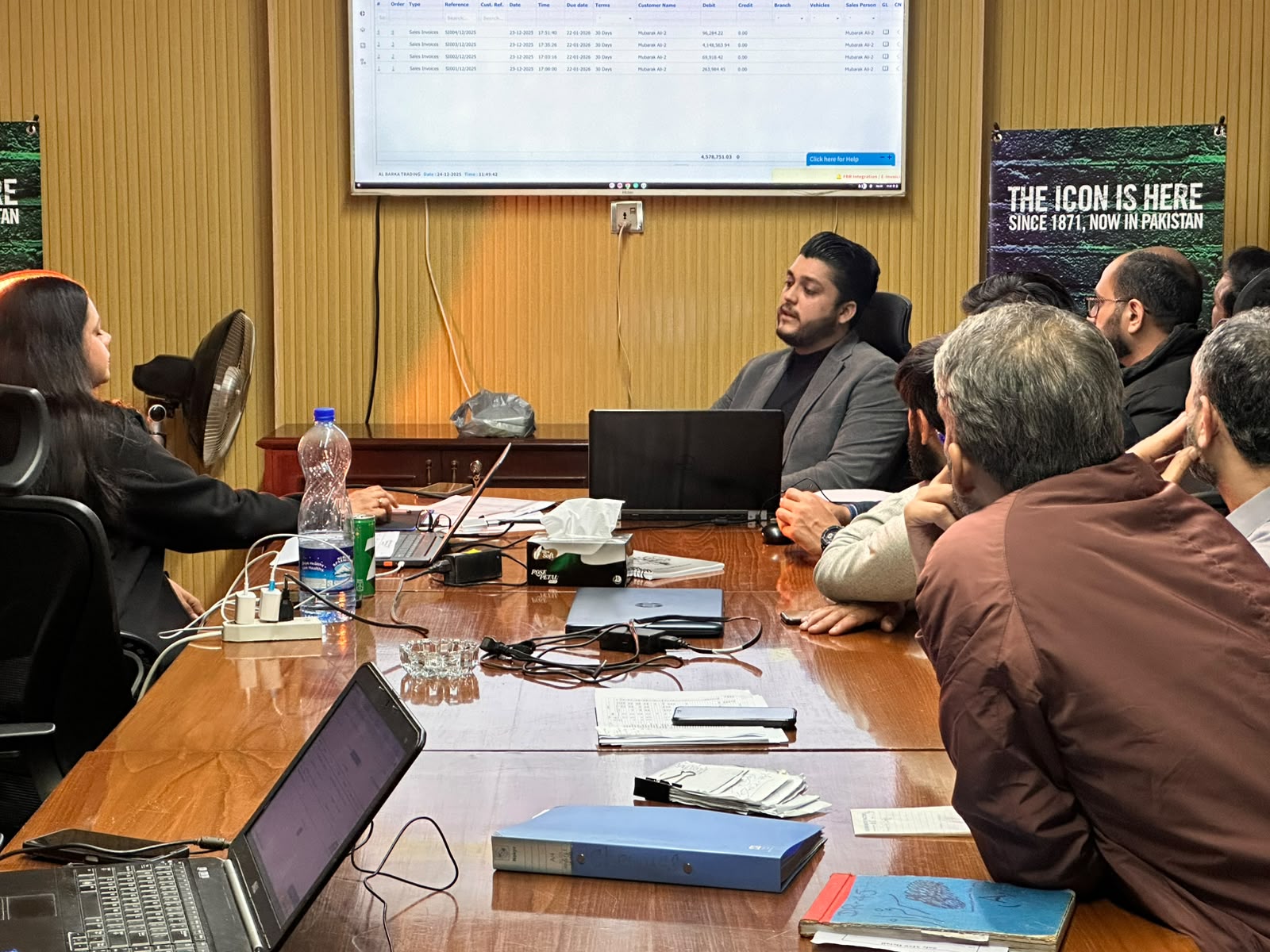 Hisaab.pk demo during a client meeting